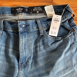 33x32 Men’s hollister jeans BRAND NEW WITH TAGS!!!!